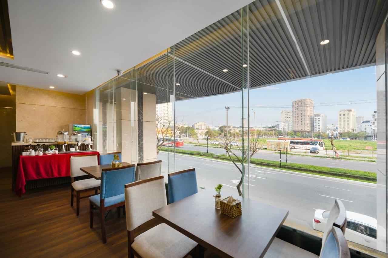 Kova Diamond Hotel ダナン市 エクステリア 写真