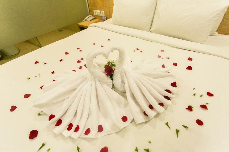 Kova Diamond Hotel ダナン市 エクステリア 写真